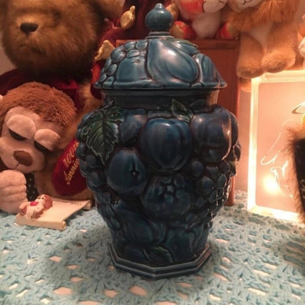 1960 Giftcraft fruit cookie jar